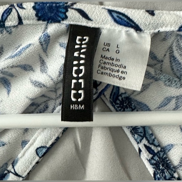 H&M Summer Floral Crop Top - Picture 3 of 3